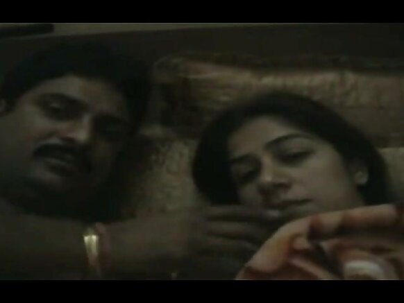 Indian desi full hindi sexy movie best teeppii walqunnamtii saalaa indiyaa desi garuu summii durii