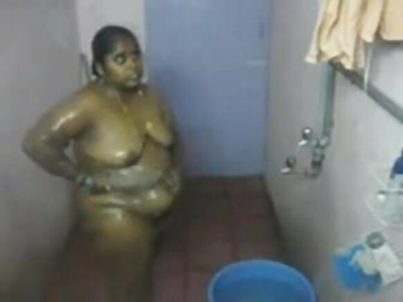 Kibba Hindii desi aunty dhiqachuu aunty sexy video movie ilaaluu