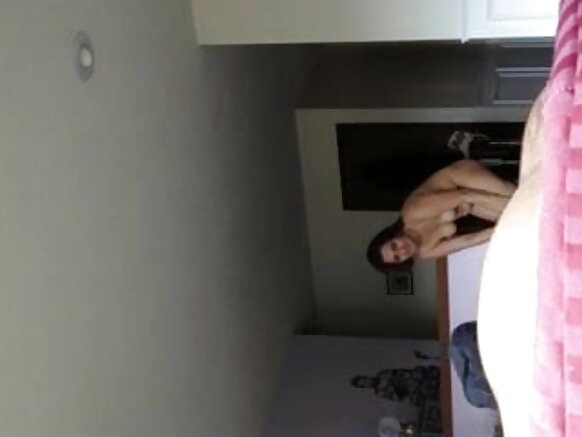 Hot english movie sexy sexy sexy dargaggeessa dhiiraa isa ho'aa ta'etti qoosa