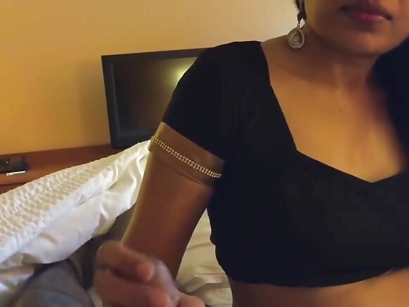 Intala bareedduu Hindii saala bareedduu xuuxuu Kareena Kapoor sexy video movie