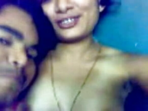 Kerala cutie harma fi qunxurroo jaalallee isheetiin qabame boobs ishee agarsiisaa agarsiisa