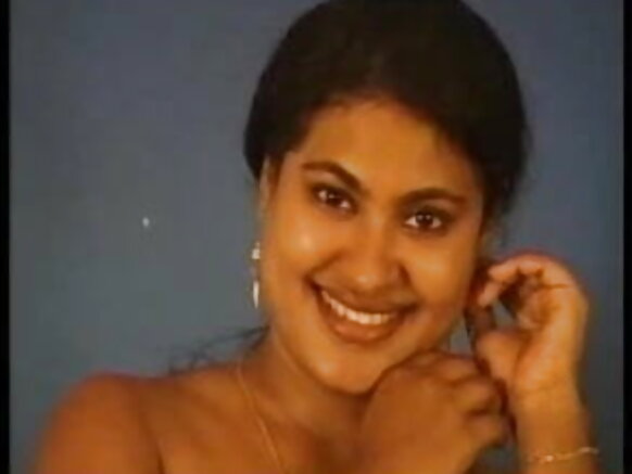 New Hindii Sexy Buff Viidiyoo Fiilmii Aunty 1313