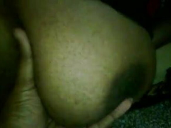 Aunty mallu sexy video guutuu aunty boobs guddaa barbaadu