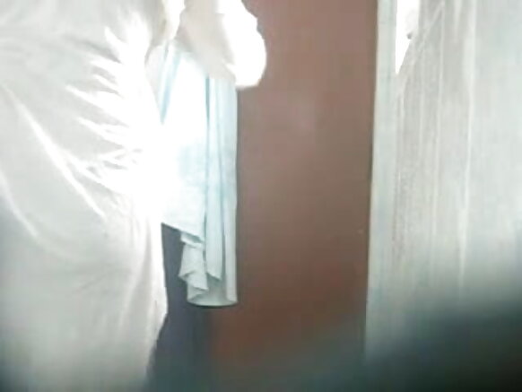 aunty dhiqachuu sexy movie show video aunty koo