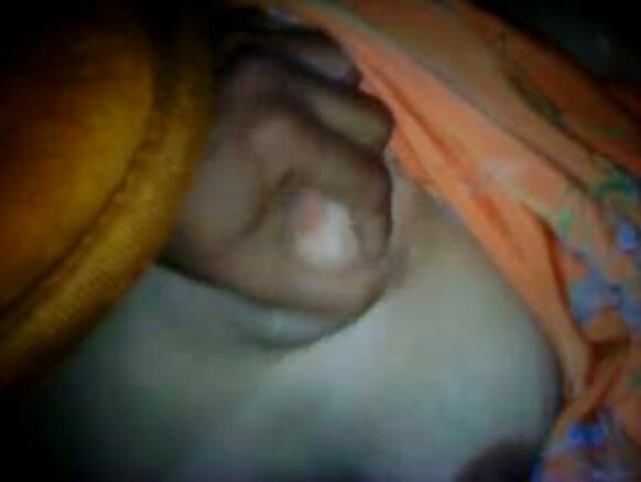 Southern Hindi Sexy Picture Blue Fucking Aunty sammuu qabduun abbaa warraa ishee osoo wal qunnamtii saalaa raawwatu gargaaraa jirti