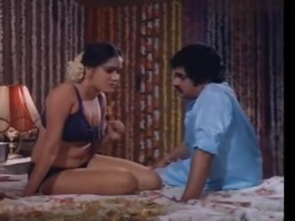 Viidiyoon Jayarekha baay'inaan ilaalame fiilmii sexy guutuu agarsiisa