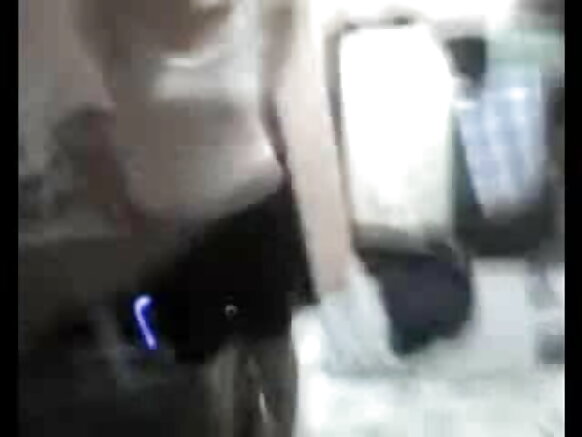 Shamarran yunivarsiitii Hindii jaalallee isaanii yunivarsiitiif uffata isaanii hiiku sexy movie full video of her boyfriend