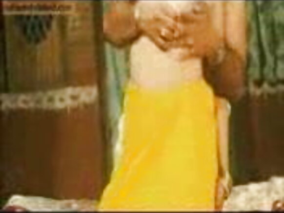 india filmii seexanaa haaraa hindi akkoo koo aunty