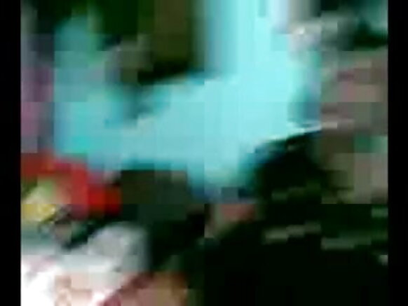 Mucaan Hindii akkoo isaa Hindii waliin bashannanuuf yaala dhoksaa sexy photo show in hindi aunty