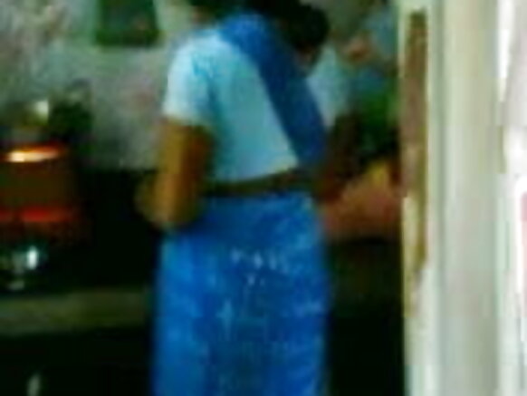 Tapha haadha manaa yeroo mana nyaataa keessatti desi haadha manaa sexy hindi bf film
