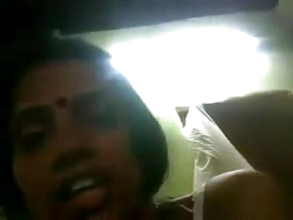 Haati warraa Desi hiriyyaa abbaa warraatif qorqorroo kennuu mobile blowjob fi sexy video movie