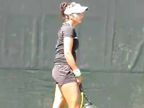 SANIA SANIA MIRZA REBEAS BOTAS HINDI HINDI FIILMII SEXY TA'E