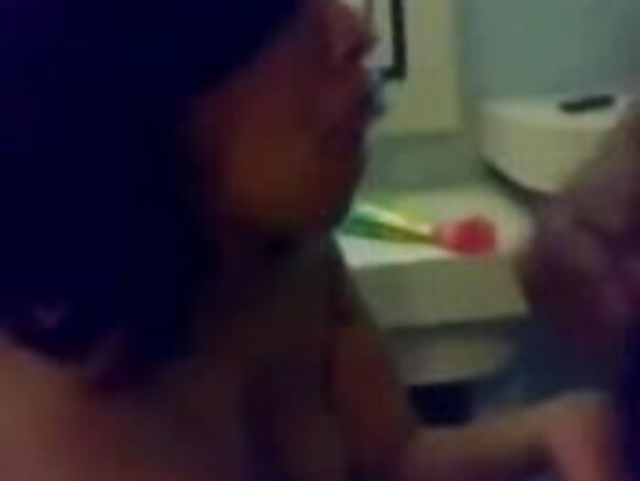 Desperate Indian aunty sexy video image ollaa tokkoon akkan wal qunnamtii saalaa raawwadhu na taasise