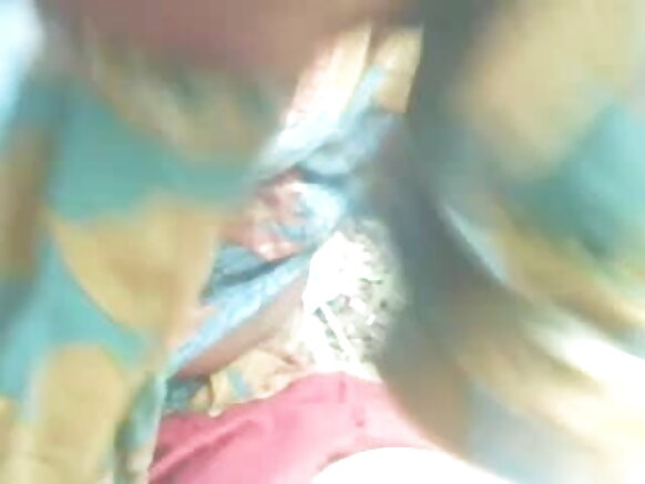 Desi boobs guddaa sexy ganda aunty jaalallee dargaggeessaa wajjin ala wal qunnamtii saalaa in english movie