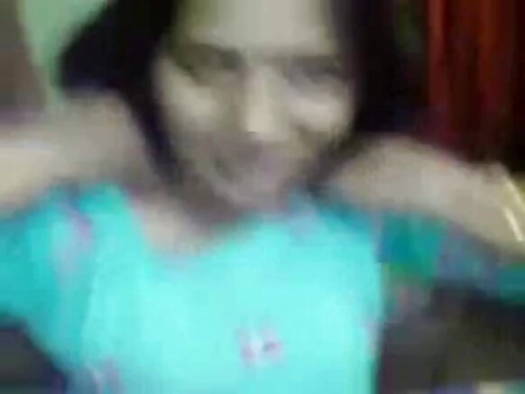 Hindii magaalaa sexy bhabhi yeroo jalqabaaf hiriyyaa isaatiin fucked in sexy hindi movie video