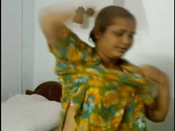Desi intala bareedduu sexy shower booda hindi shower movie