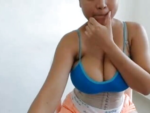 Giiftii Jaalalaa - Melonie Boobs Guddaa B00B - Qaama Saalaa Barbaada Sexy Video Movie Hindii