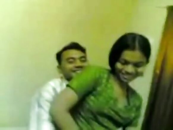 sexy lahore lahore fiilmii walqunnamtii saalaa bineensotaa