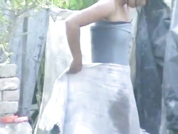 Wow... bareedduu sexy movie image desi hindi intala bareedduu gurbaa wajjin ala dhiqattu.