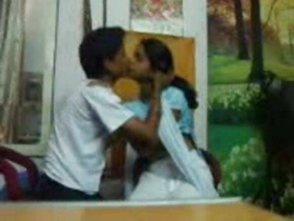 bf xxx intala shamarran saala xuuxuu fi boobs xuuxuu qabatte sexy movie hd