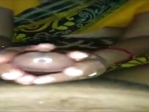 Bhabhi Bhabhi fucking osoo jiruu Nepali cockpipe full sexy movie loaded waliin massage kennuudha