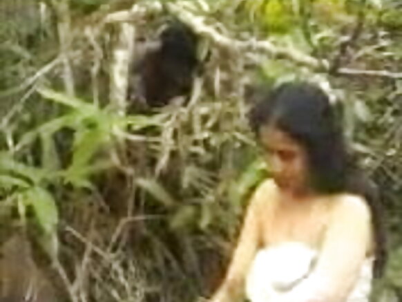 Viidiyoo Fiilmii Hindii Urjii Sexy Namitha Sexy Kapoor (Gosa Walqunnamtii Saalaa)