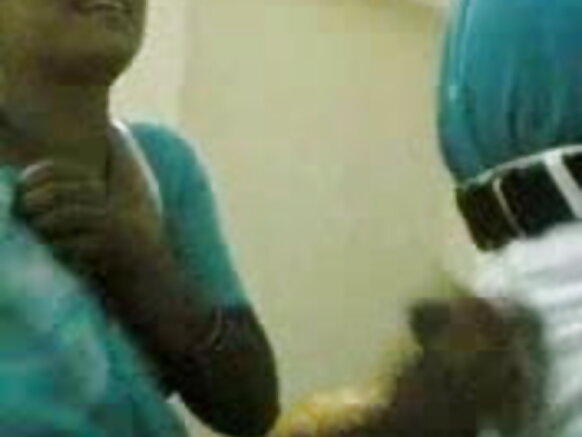 desi aunty hindi fiilmii sexy in hindi hiriyyoota waliin desi