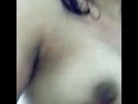 isha guddaa haaraa sexy movie boobs