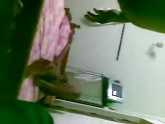 gurraacha indian ebony aunty fiilmii sexy sexy kan koo