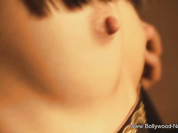 Ho'aa Sexy Brunette Boobs Blythe Sexy Suuraa XXX Shubbisa