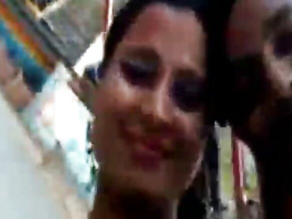 Ji'a daadhii wayinii Hindii Fiilmii Sexy Sexy (Haaraa) .