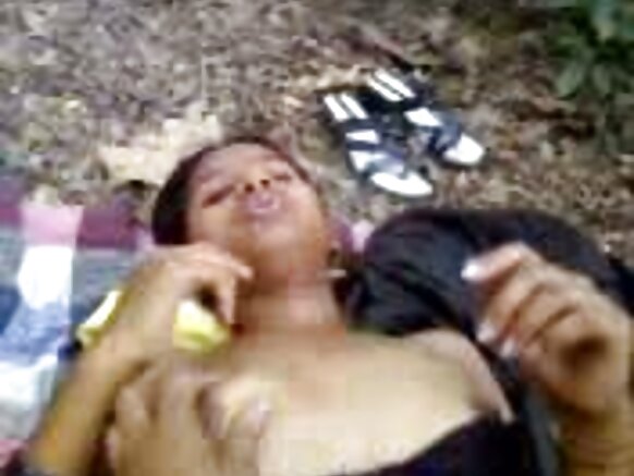 Hiriyoonni gaa'elaa Hindii ifatti wal qunnamtii saalaa desi jungle sexy video movie
