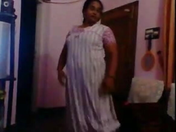 Aunty India 1212 (Kutaa 2) Hindi Image Film Sexy Harma Guddaa