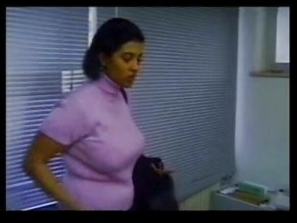 Walqunnamtii saalaa waajjira keessatti Kiyyootti qabame hogganaa Sexy movie in english Kiyyootti galfame
